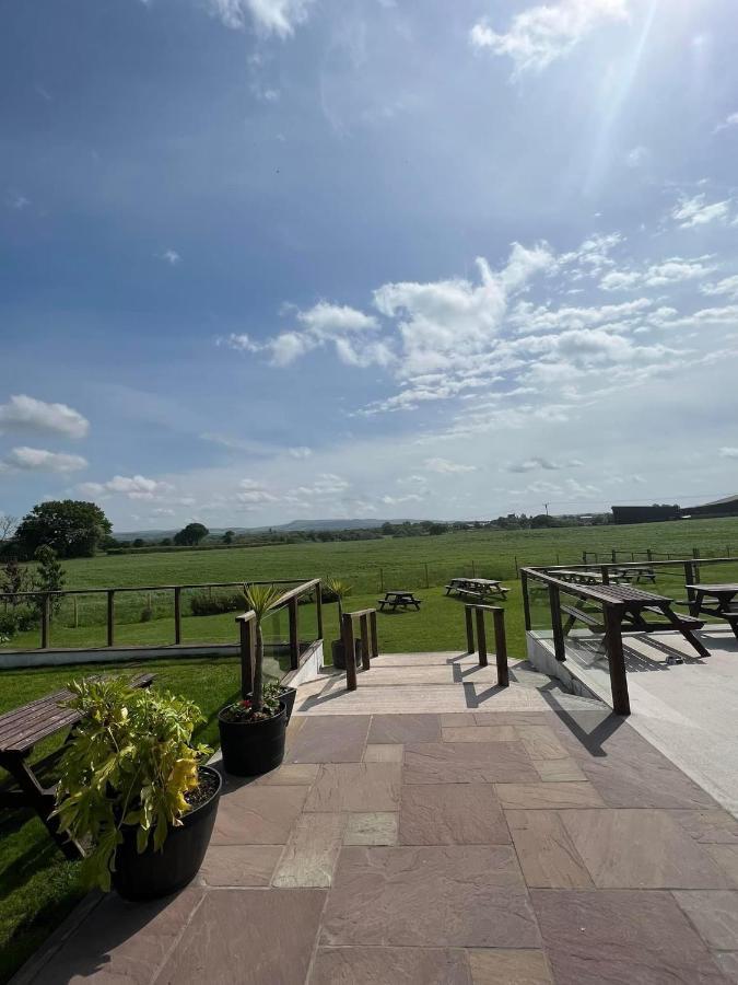 The Hinds Head Hotel Chorley  Exteriör bild